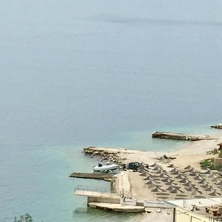 Sea And Sky Apartments Sarandë Zimmer foto
