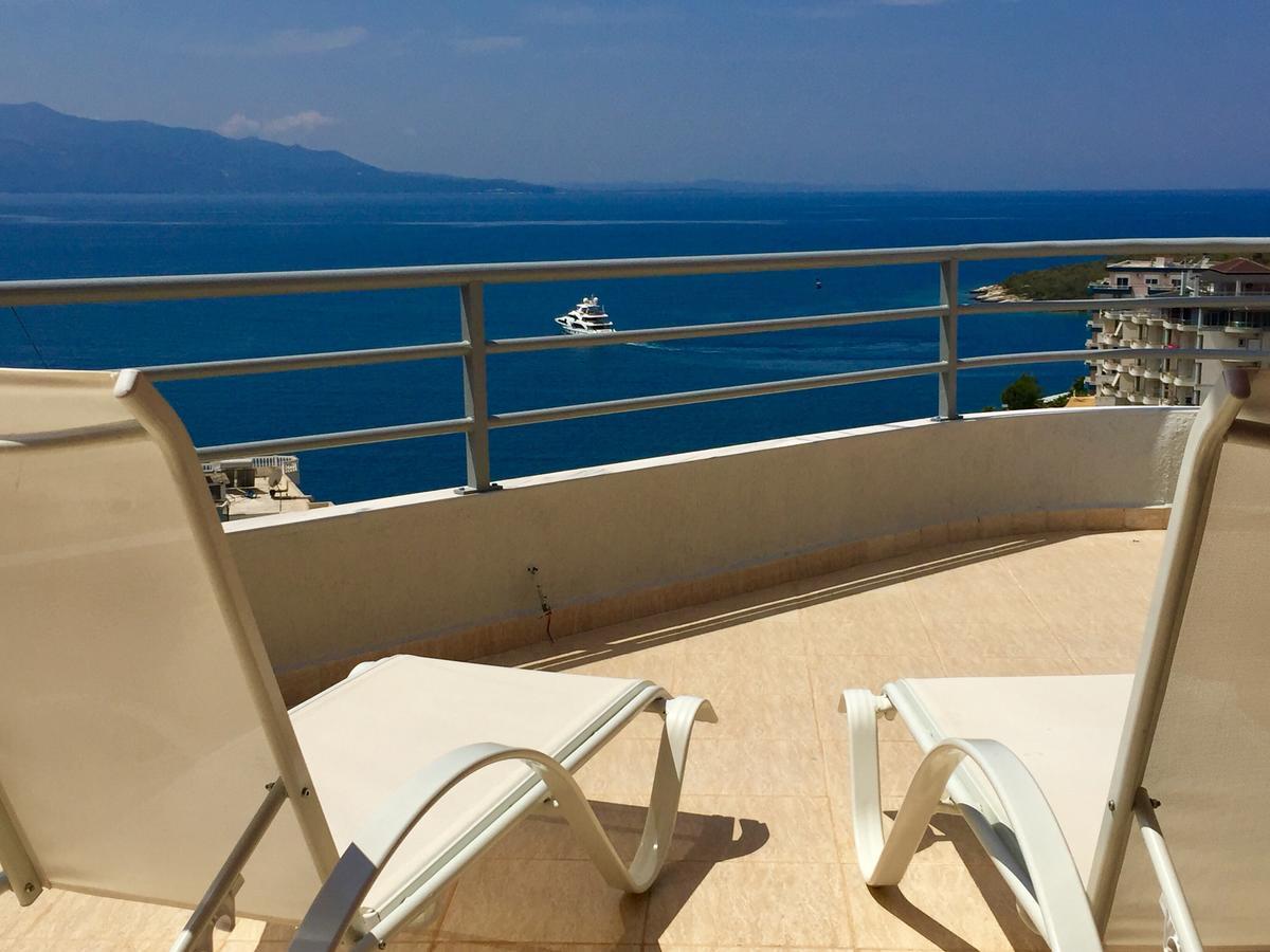 Sea And Sky Apartments Sarandë Exterior foto